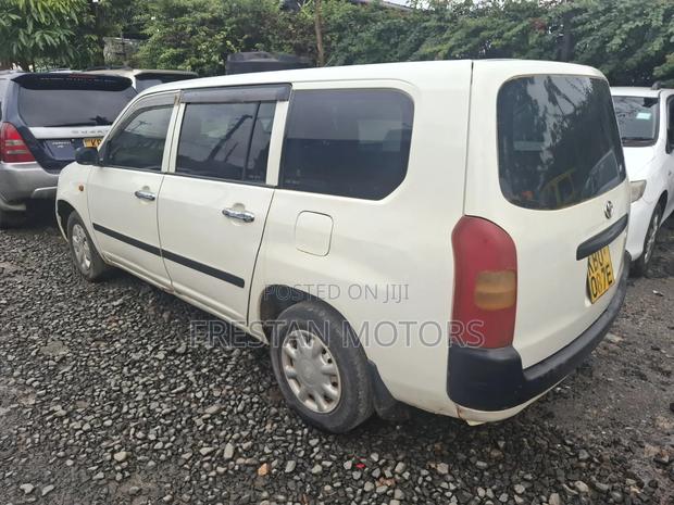 Toyota Probox 2007 White