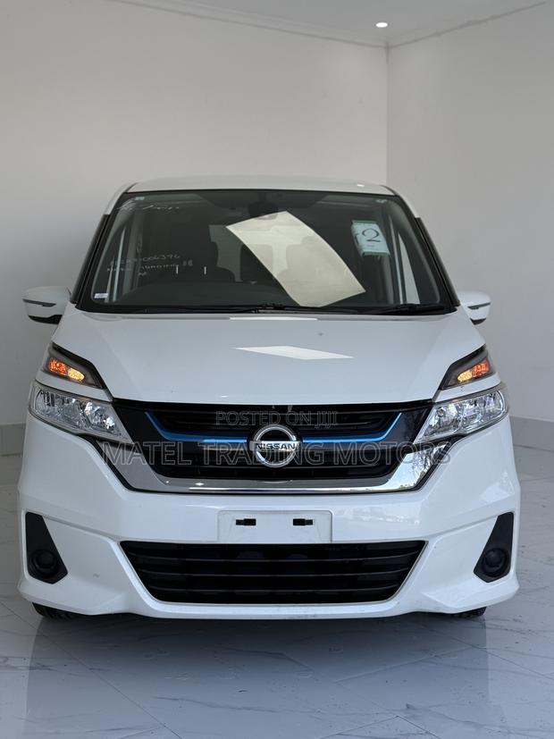 Nissan Serena 2019 White