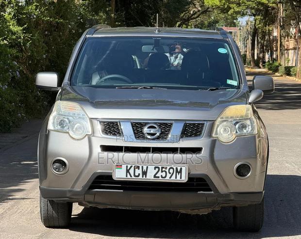 Nissan X-Trail 2013 Silver