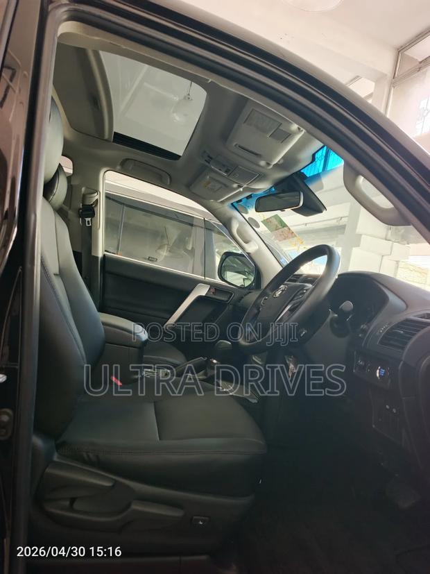 Toyota Land Cruiser Prado 2021 Black