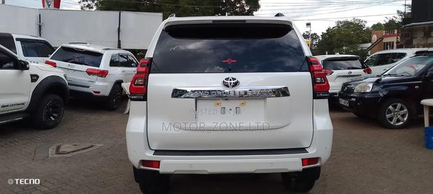 Toyota Land Cruiser Prado 2019 White