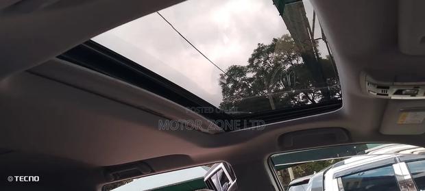Toyota Land Cruiser Prado 2019 White