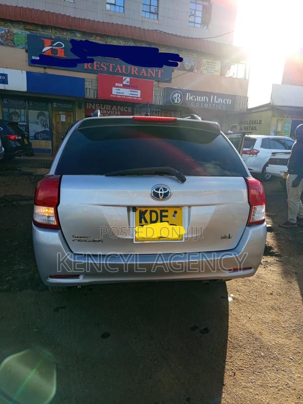 Toyota Corolla Fielder 2014 Silver
