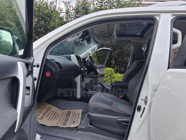 Toyota Land Cruiser Prado 4.0 Petrol TX 2013 White