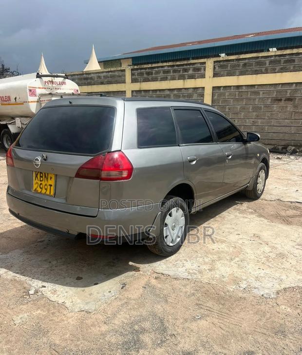 Nissan Wingroad 2006 Gray