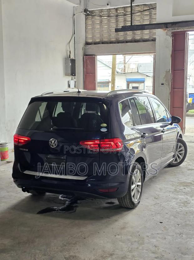 Volkswagen Touran 2020 Blue