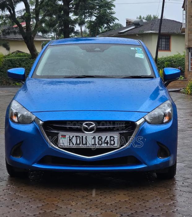 Mazda Demio 2018 Blue