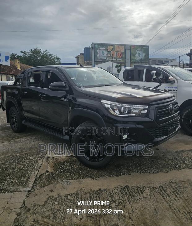 Toyota Hilux Revo Double Cab Deisel 2.4 AWD 2020