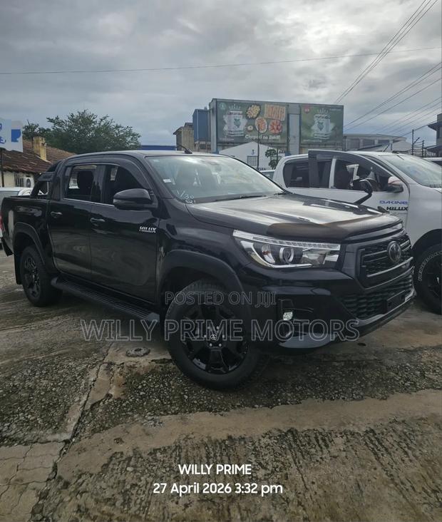 Toyota Hilux Revo Double Cab Deisel 2.4 AWD 2020