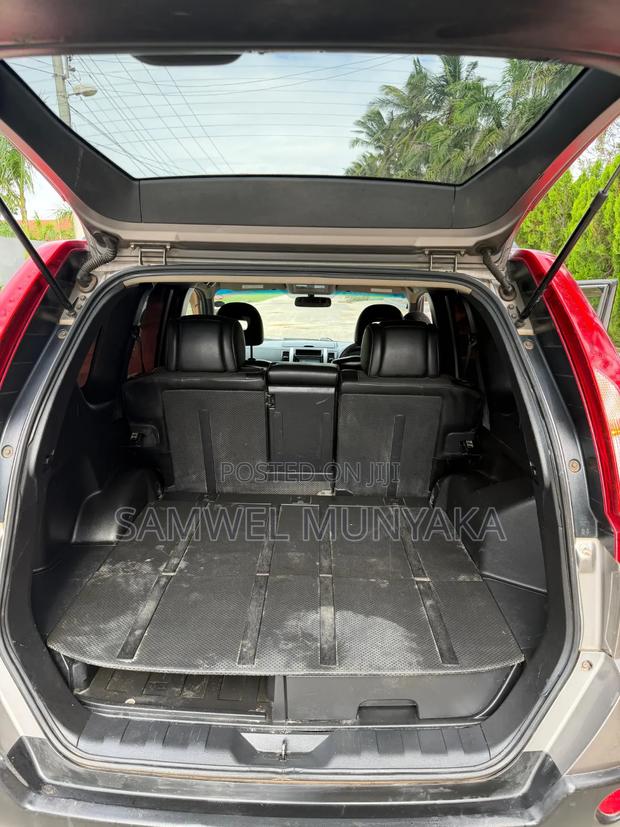Nissan X-Trail 2.0 Petrol FWD 2013 Gray