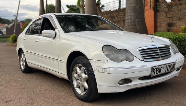 Mercedes-Benz C200 2004 White