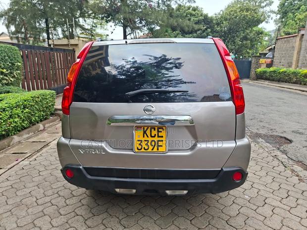Nissan X-Trail 2.0 2008 Gray