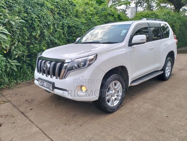 Toyota Land Cruiser Prado 2011 White