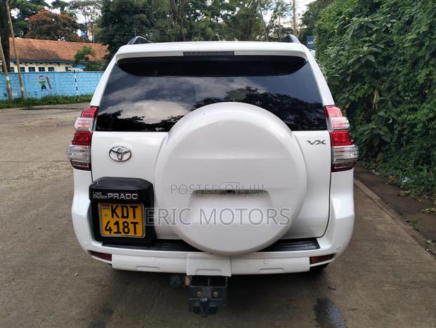 Toyota Land Cruiser Prado 2011 White