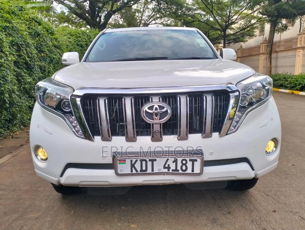 Toyota Land Cruiser Prado 2011 White