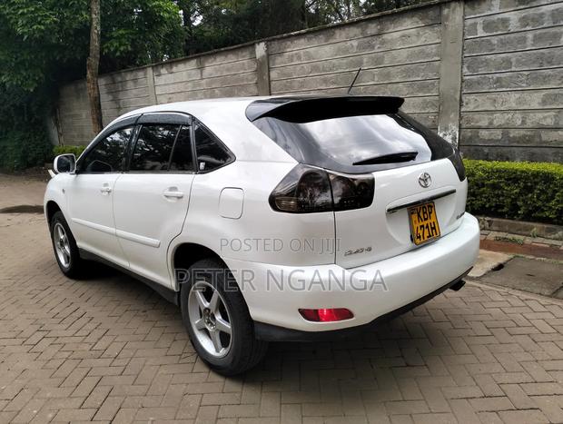 Toyota Harrier 2.4 2005 White