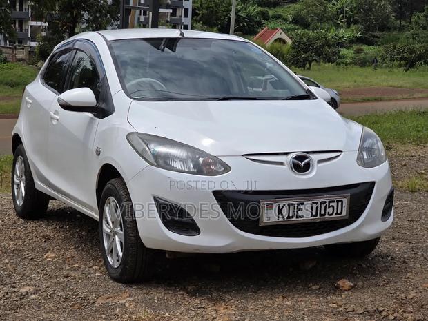 Mazda Demio 2014