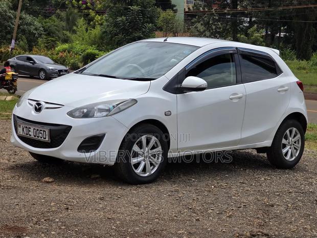 Mazda Demio 2014