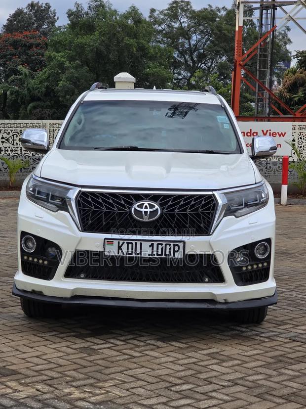 Toyota Land Cruiser Prado 2015