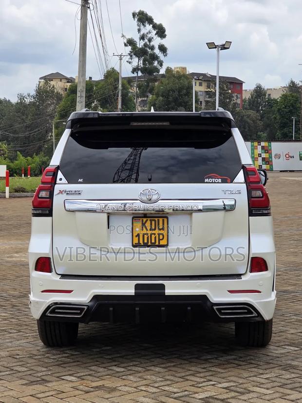 Toyota Land Cruiser Prado 2015