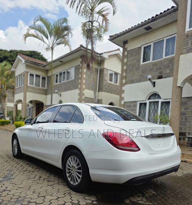 Mercedes-Benz C180 2016 White