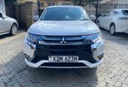 Mitsubishi Outlander 2.0 PHEV AWD 2016 White for sale