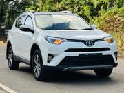 Toyota RAV4 2019 White for sale