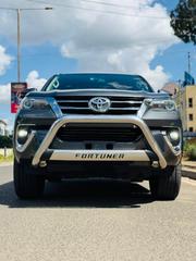 Toyota Fortuner 2019 Gray for sale