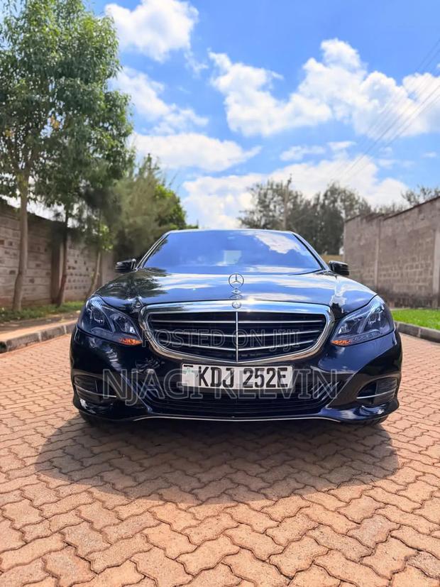 Mercedes-Benz E250 SV Premium 2014 Black