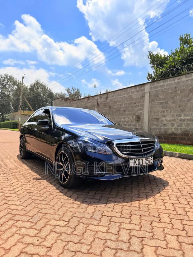 Mercedes-Benz E250 SV Premium 2014 Black