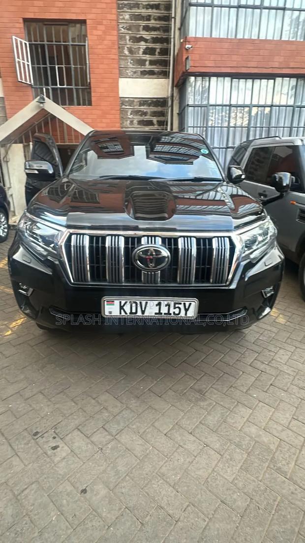 Toyota Land Cruiser Prado 2019 Black