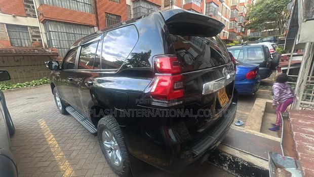 Toyota Land Cruiser Prado 2019 Black