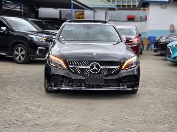 Mercedes-Benz C200 2019 Black