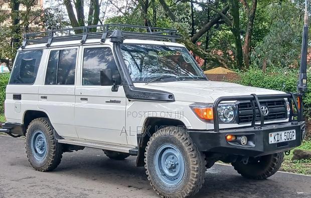 Toyota Land Cruiser 76 Series 2011 White