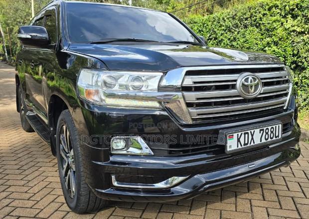 Toyota Land Cruiser 2011 Black