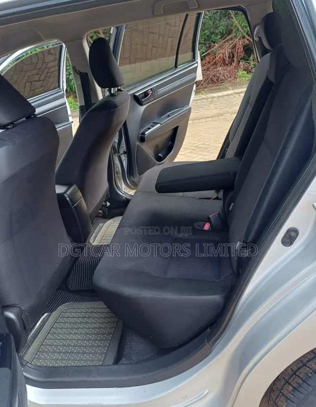 Toyota Corolla Fielder 2017 Silver