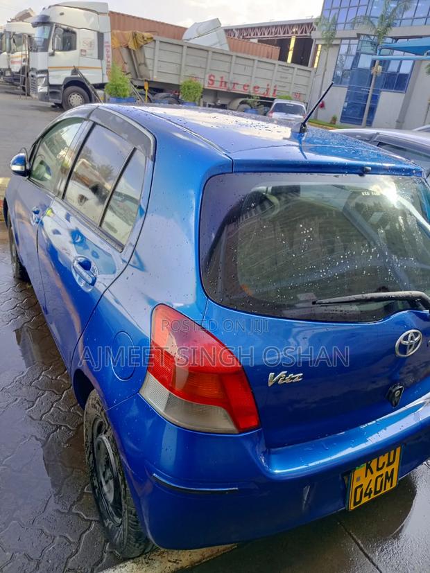Toyota Vitz 2010 Blue