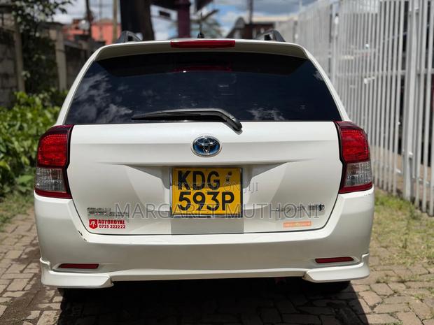 Toyota Corolla Fielder 2015 White