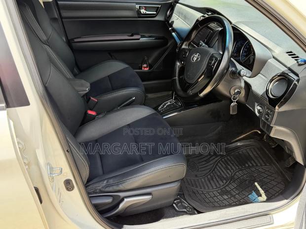 Toyota Corolla Fielder 2015 White