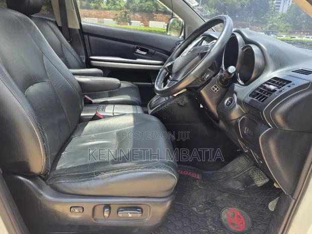 Toyota Harrier 2010 White