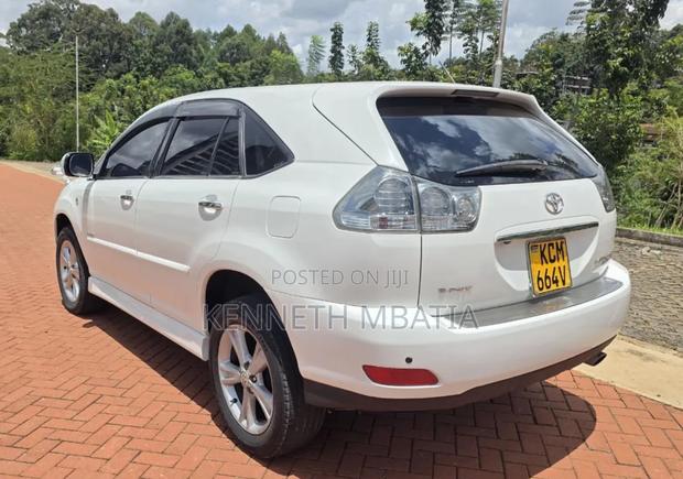 Toyota Harrier 2010 White