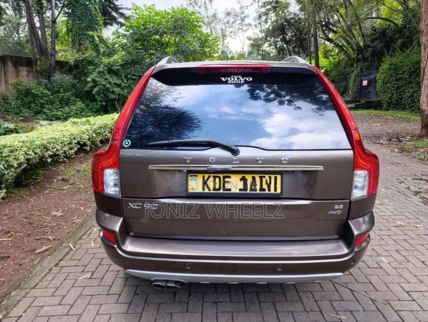 Volvo XC90 3.2 4dr SUV (3.2L 6cyl 6A) 2014 Gold