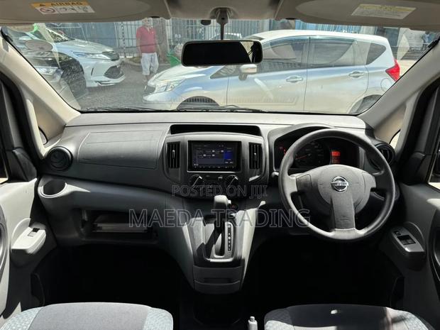 Nissan NV200 2019 Gray