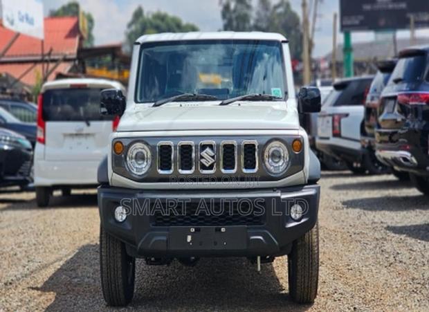 Suzuki Jimny 2025 White
