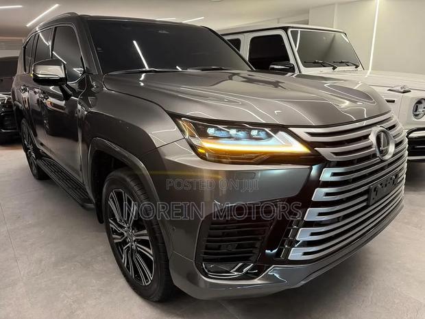 Lexus LX 700h 2024 Silver