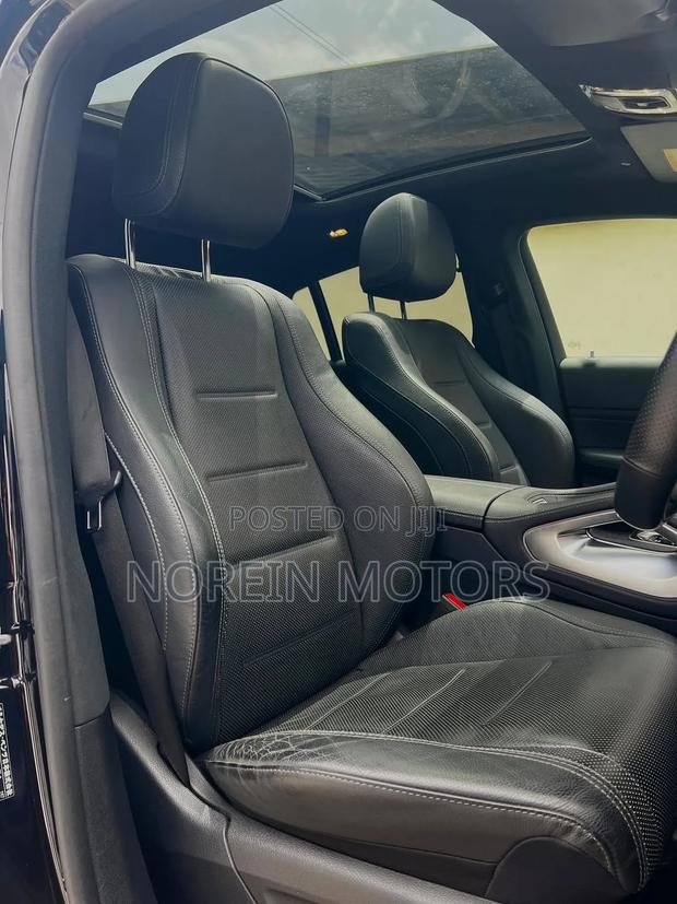 Mercedes-Benz GLE-Class GLE 400d 4MATIC 2022 Matt Black