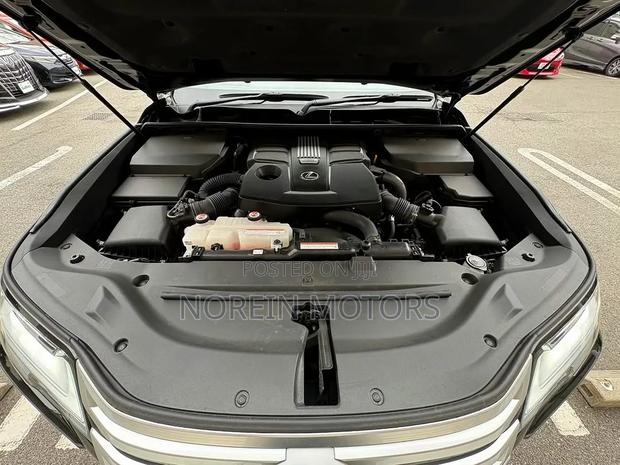 Lexus LX 600 2024 Matt Black