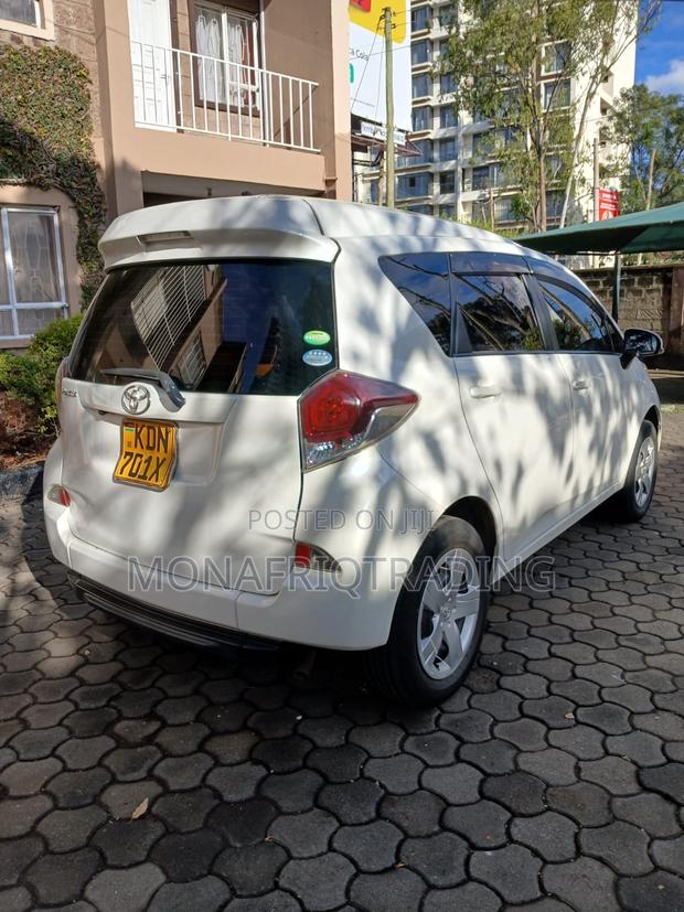 Toyota Ractis 1.5 FWD 2015 White