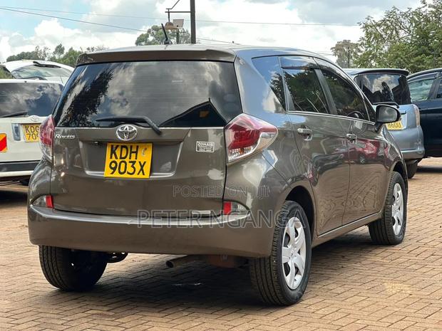 Toyota Ractis 1.5 FWD 2016 Gray