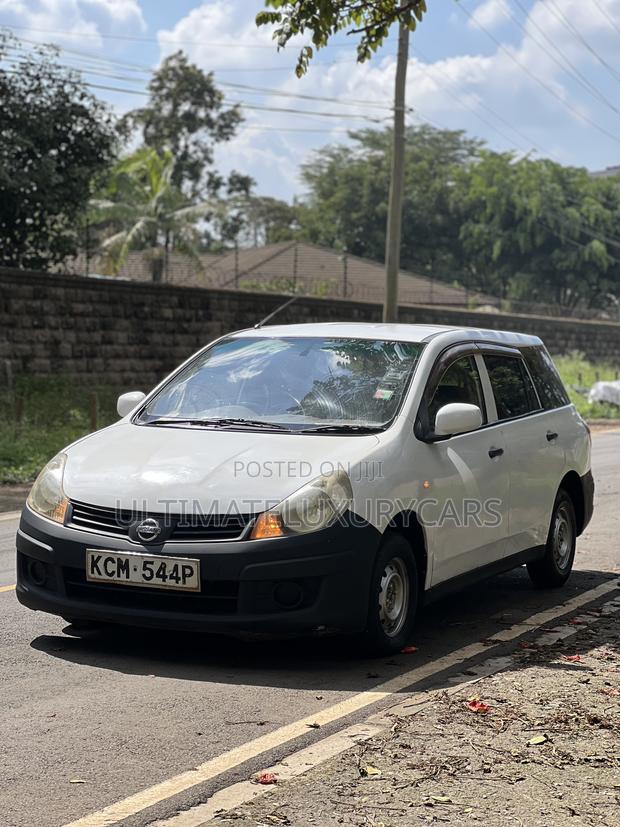 Nissan Advan 2010 White